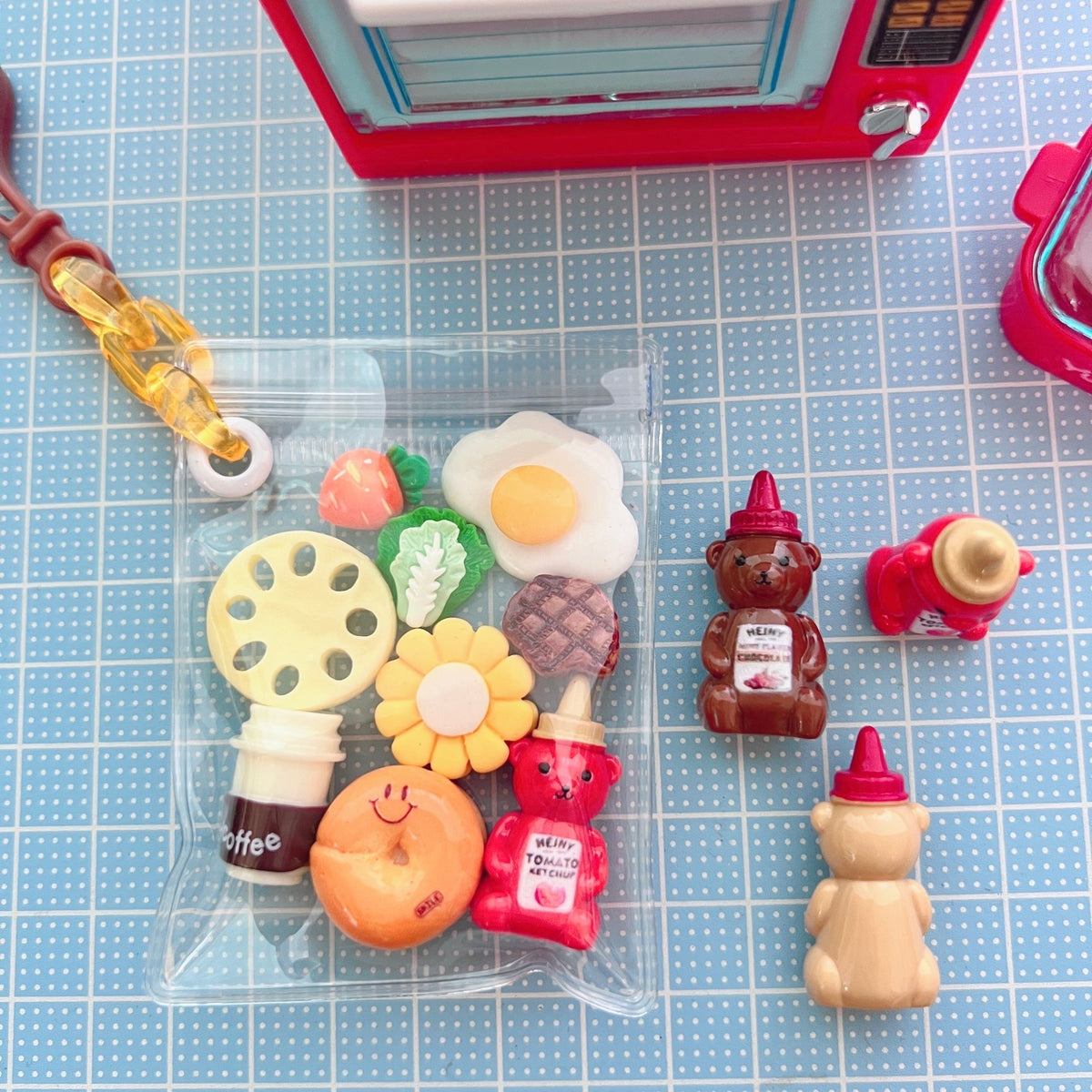 デコパーツ┊︎ くまちゃんの調味料 デコパーツ 3個セット 立体的でとってもカワイイくまちゃんボトル♪