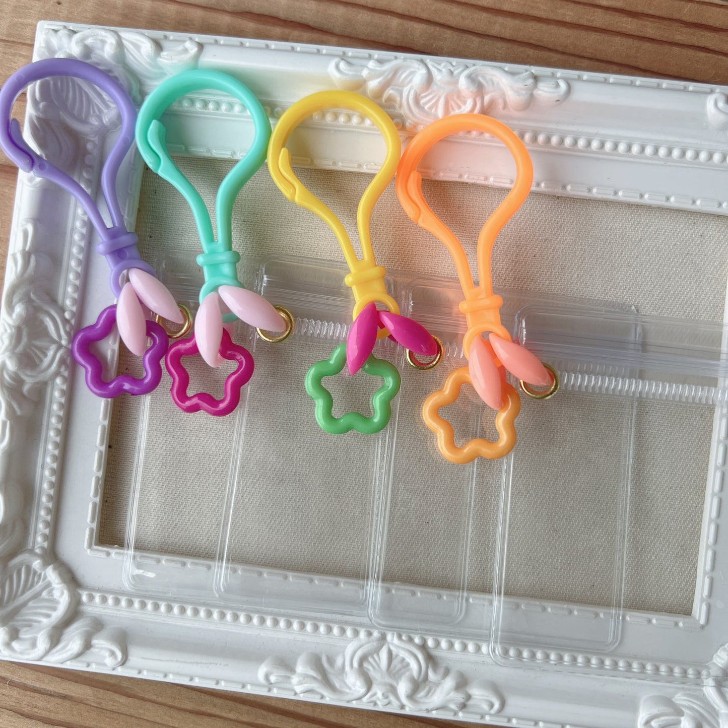 No.219B 16個 キャンディバッグ キーホルダー お花 チャーム付き