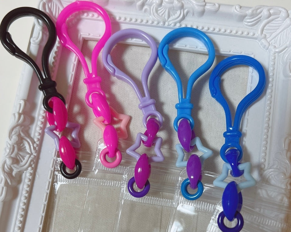 234 星チェーン おまかせ100個セット キャンディバッグキーホルダー ハンドメイド ガチャ詰めポーチ ワークショップ 材料 ハトメがカラーです♡