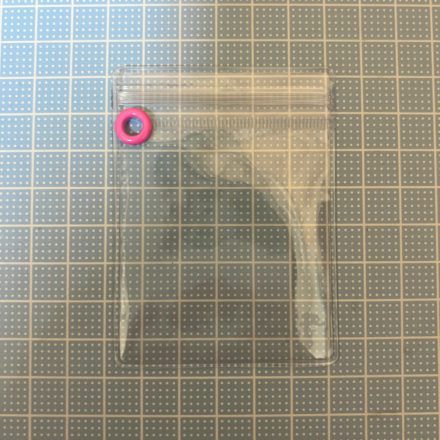 キャンディバッグ キーホルダー　カラー ハトメ付き(ジップ下) 袋  6×8cm 100枚セット ビニール