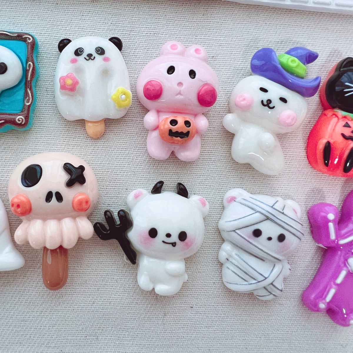デコパーツ┊︎ 可愛いオバケちゃんたち デコパーツ 10個セット キーホルダー アクセサリー パーツ